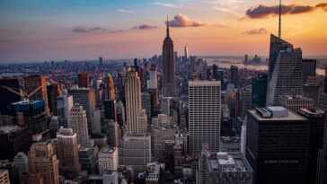 Cryptocurrency Market Surges: Why Investors Are Flocking to Bitcoin Right Now!
